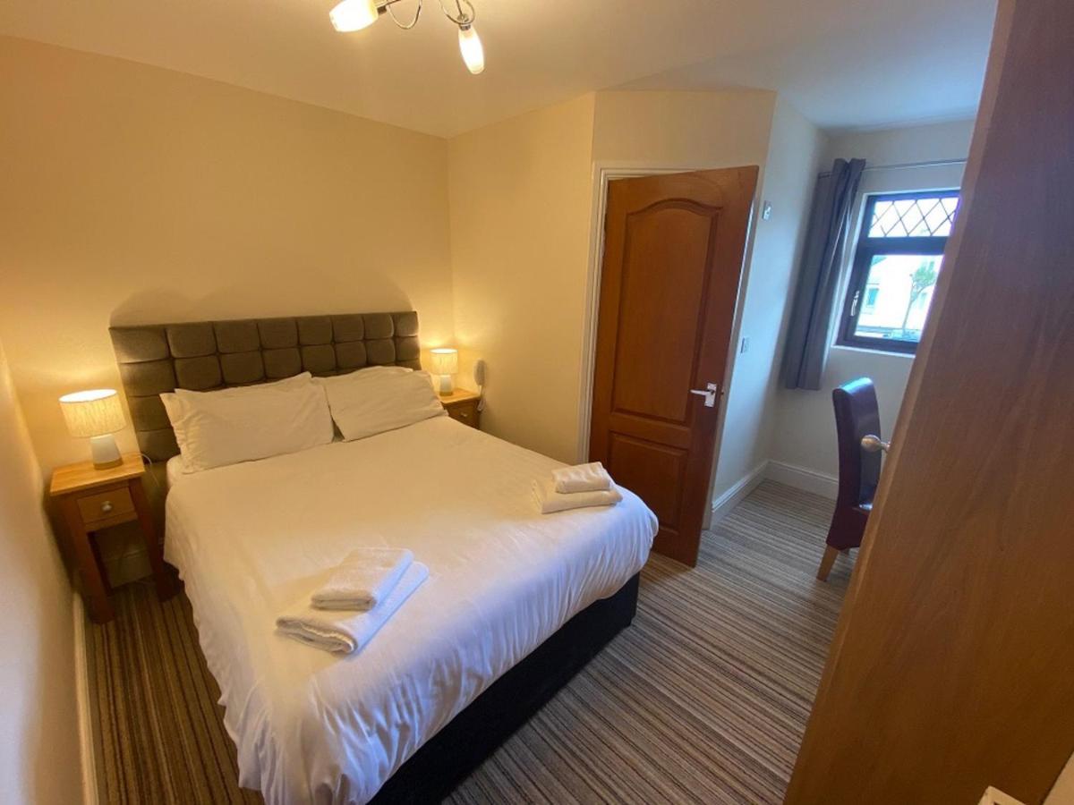 Gwbert Hotel Cardigan Bagian luar foto