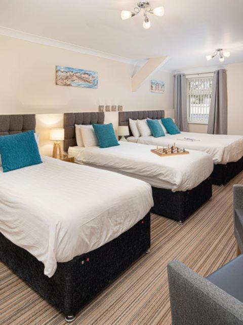 Gwbert Hotel Cardigan Bagian luar foto