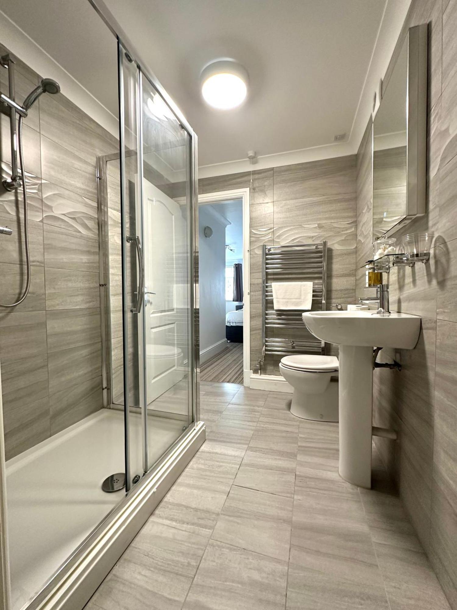 Gwbert Hotel Cardigan Bagian luar foto